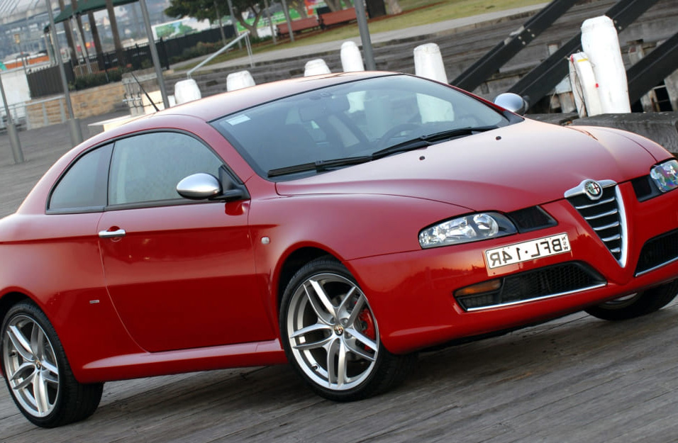 Замена аккумулятора Alfa-Romeo Gt