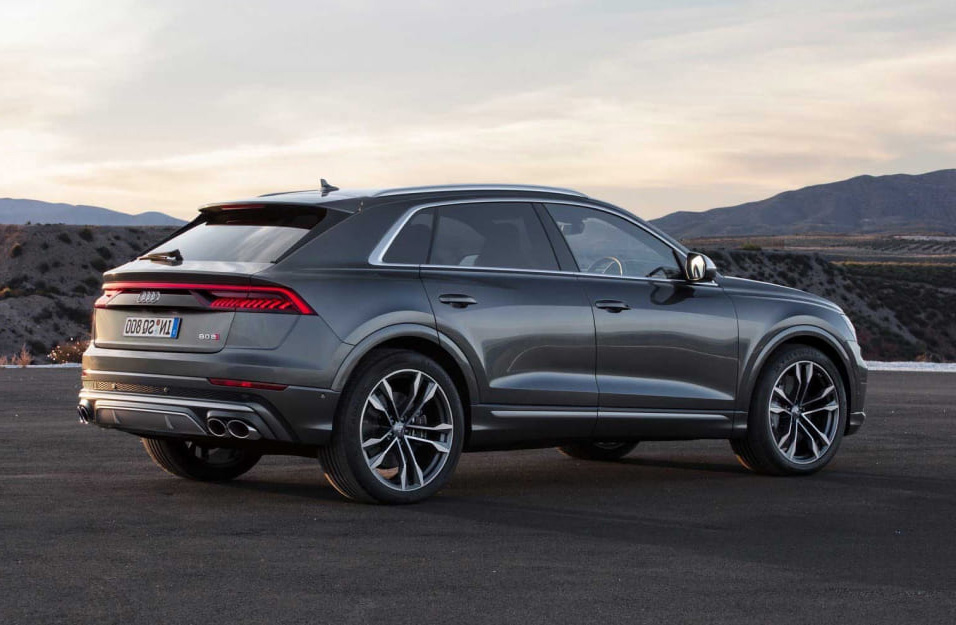 Замена аккумулятора Audi Sq8