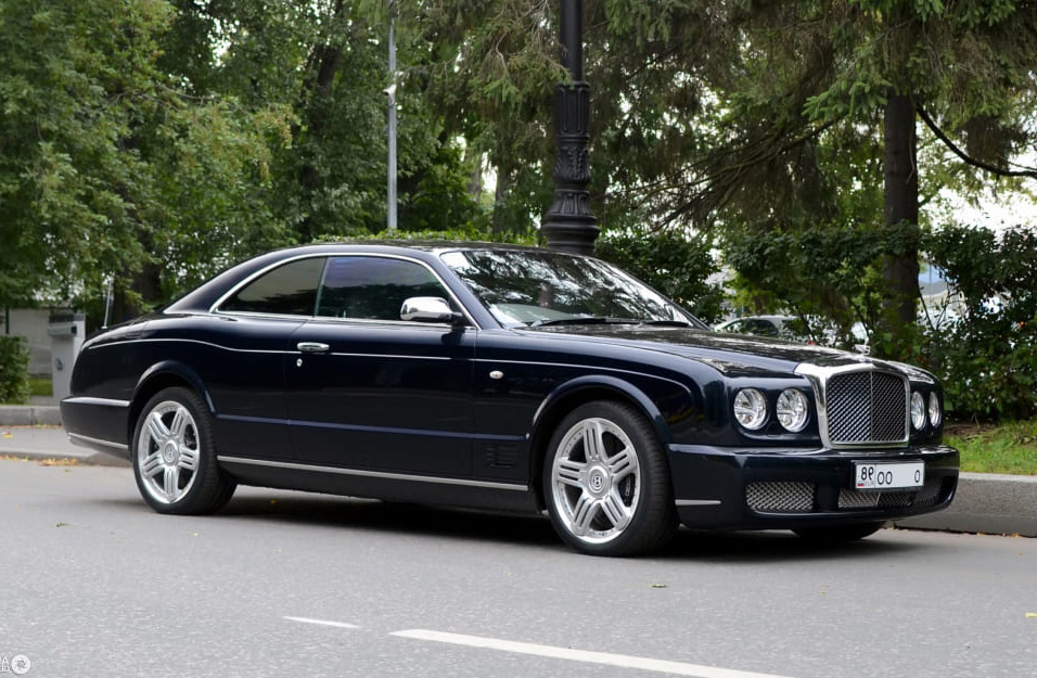 Замена аккумулятора Bentley Brooklands