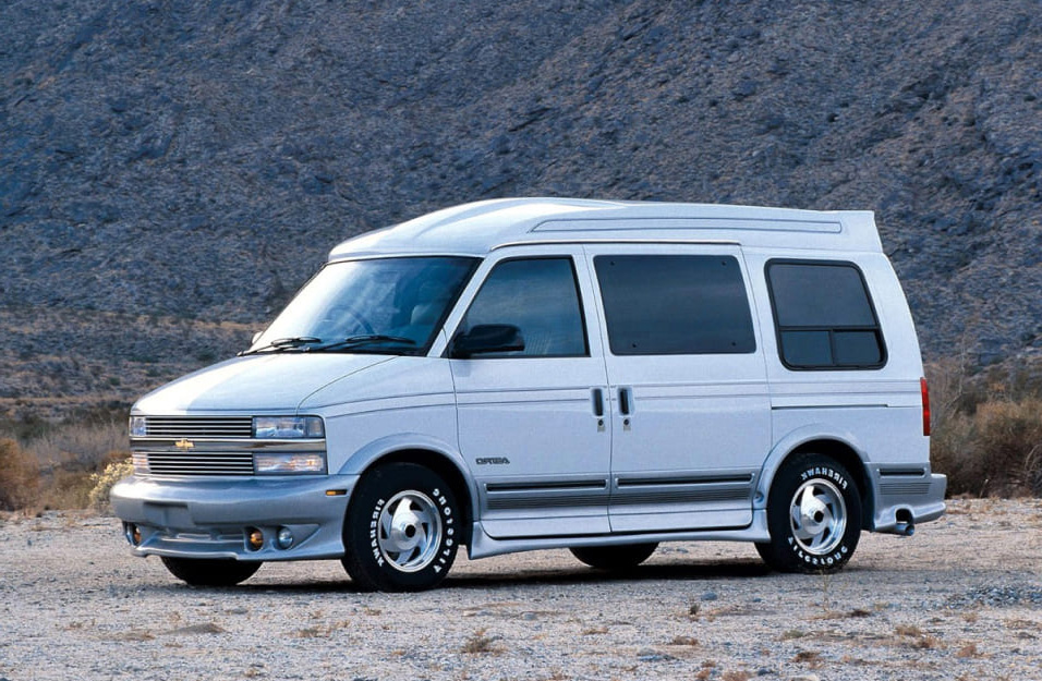 Замена аккумулятора Chevrolet Astro