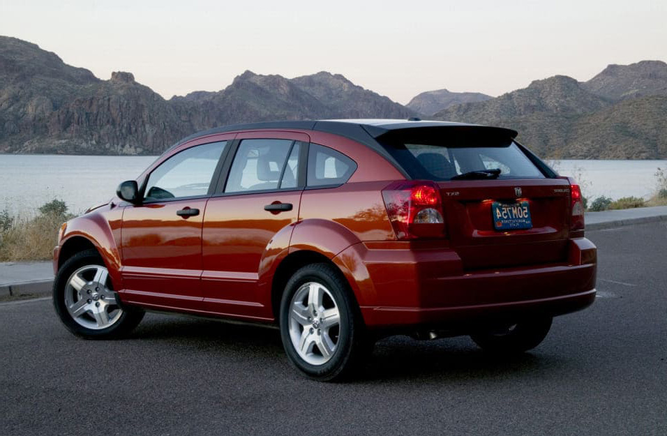 Замена аккумулятора Dodge Caliber