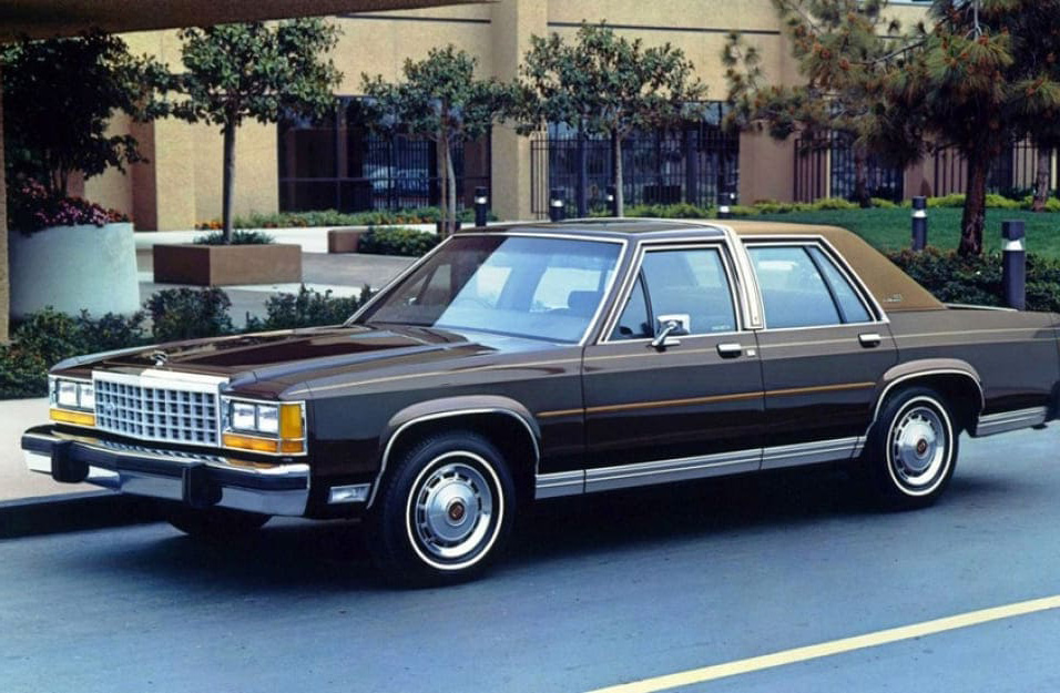 Замена аккумулятора Ford Ltd-Crown-Victoria
