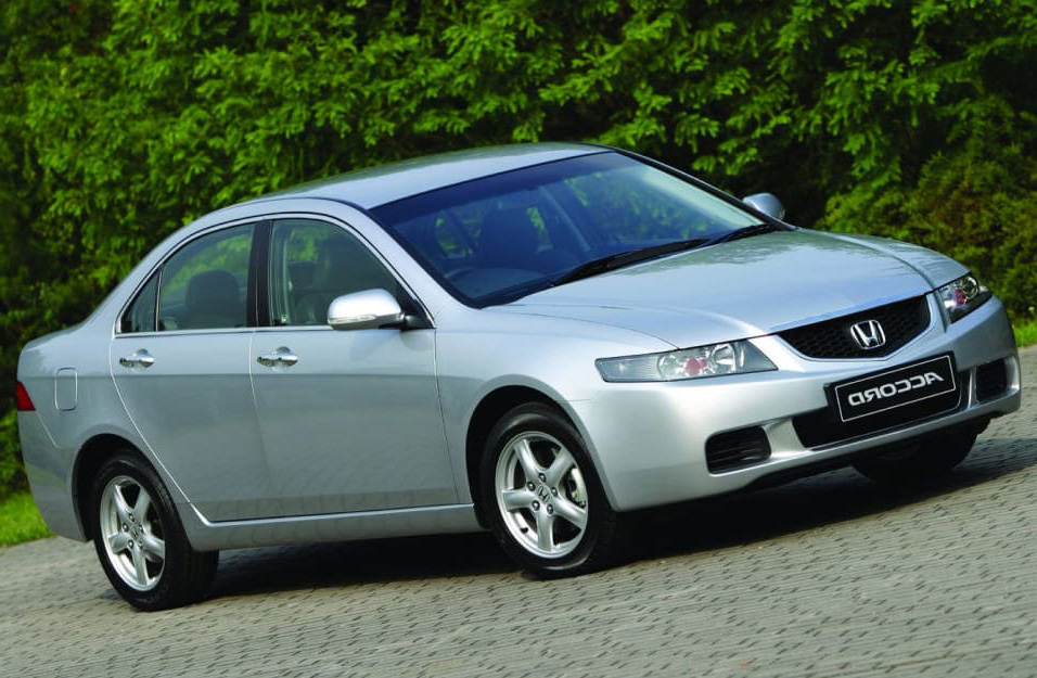 Замена аккумулятора Honda Accord