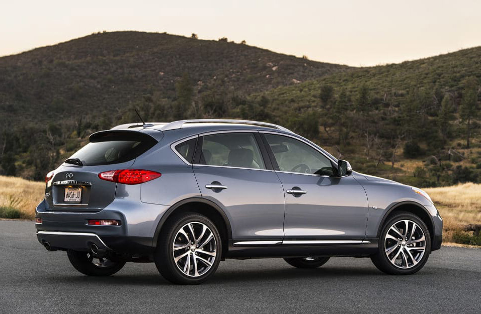 Замена аккумулятора Infiniti Qx50