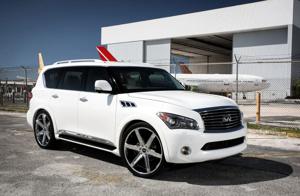 Замена аккумулятора Infiniti Qx56