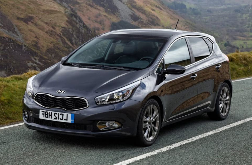 Замена аккумулятора Kia Ceed