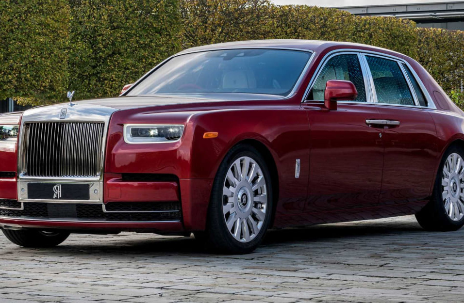 Замена аккумулятора Rolls-Royce Phantom