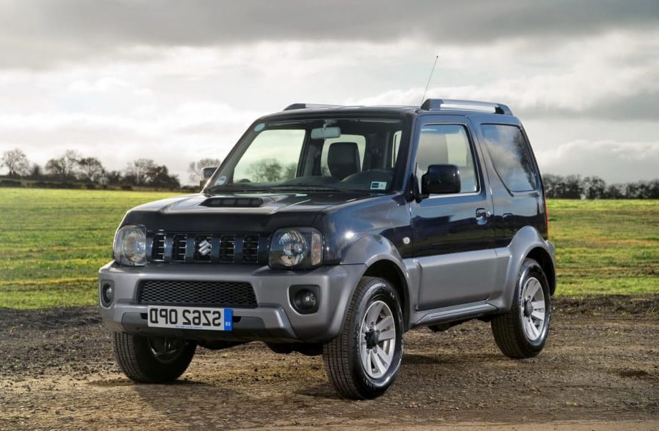 Замена аккумулятора Suzuki Jimny