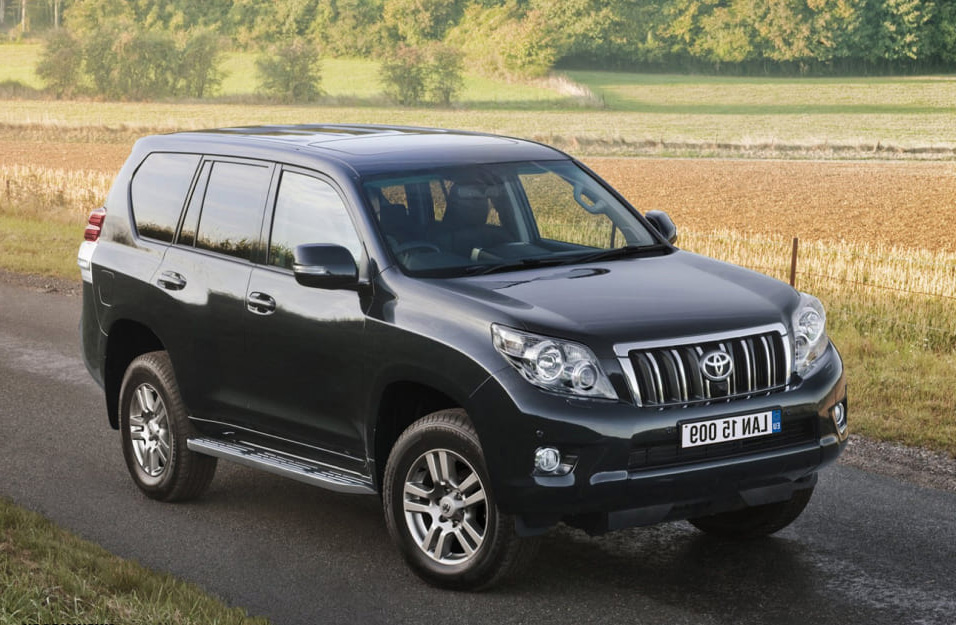 Замена аккумулятора Toyota Land-Cruiser