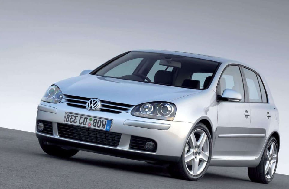 Замена аккумулятора Volkswagen Golf